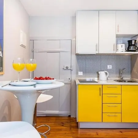 Apartamento Bairro Alto Stylsih I By Hosty *